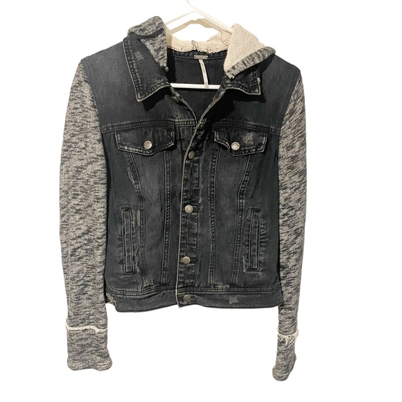 Free People Medium Blue Trucker Moto Jeans Denim Removable Hood Raglan Jacket - Picture 1 of 6